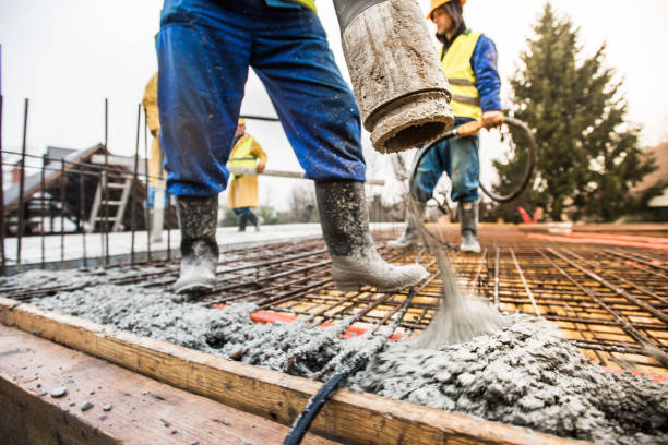 Best Concrete Driveway Repair Near Me  in Auburndale, FL